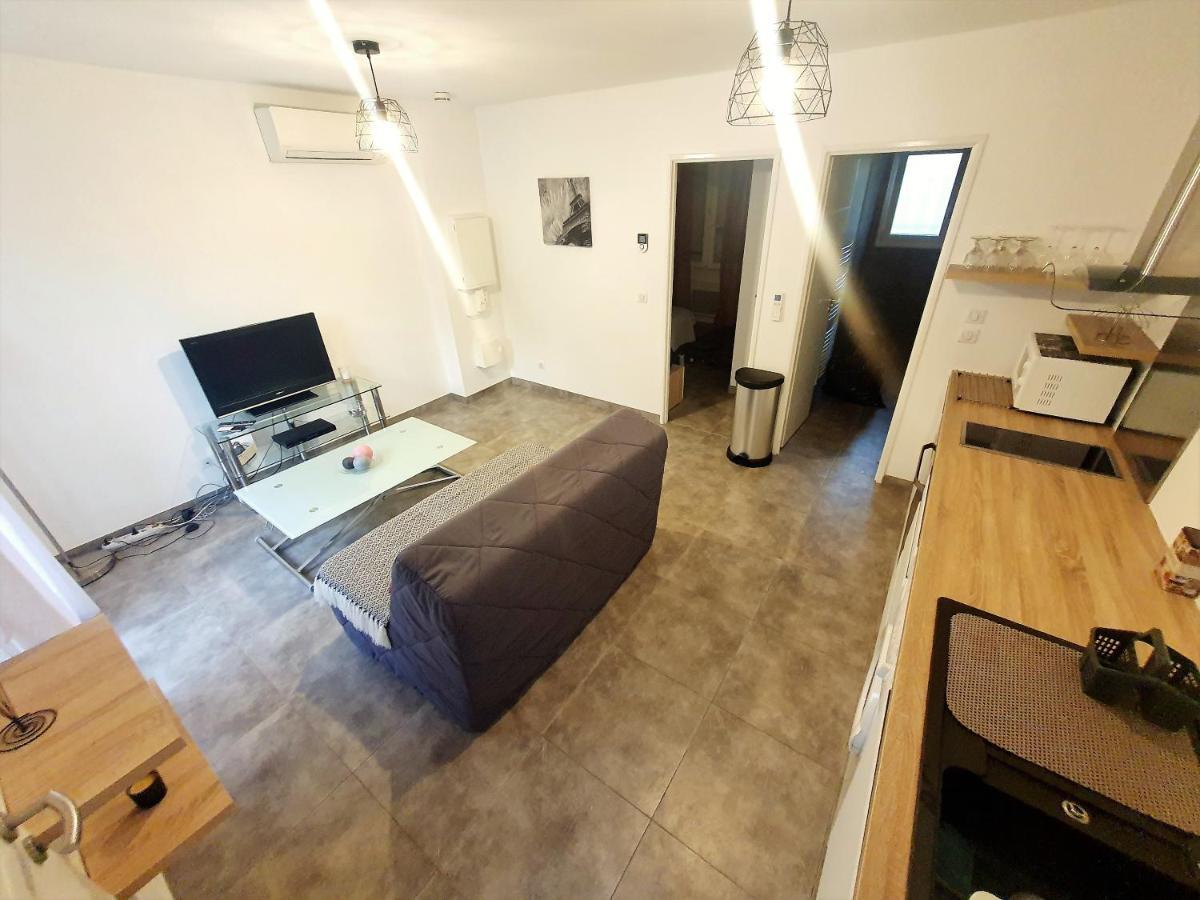 F2 neuf calme climatisé wifi parking - 1,5 km mer Cagnes-sur-Mer Extérieur photo